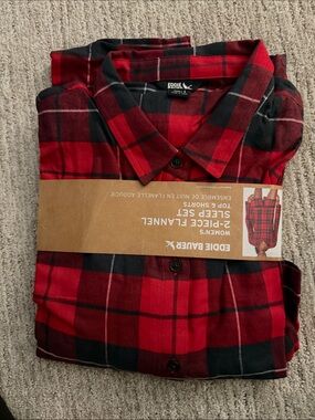 Eddie Bauer Women's Red Plaid Flannel Shirt and Shorts Set